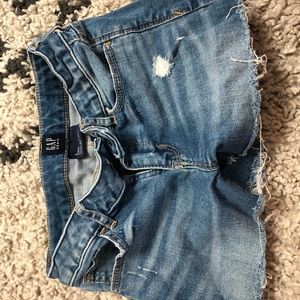 gap light wash blue ripped jean summer shorts